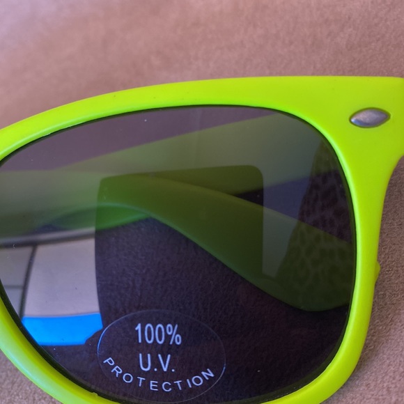 New Neon Yellow Sunglasses from Finland - Picture 3 of 3